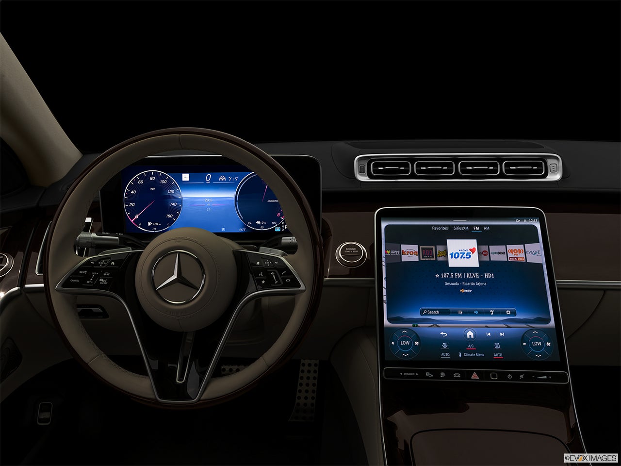 2025 Mercedes-Benz S-Class photo