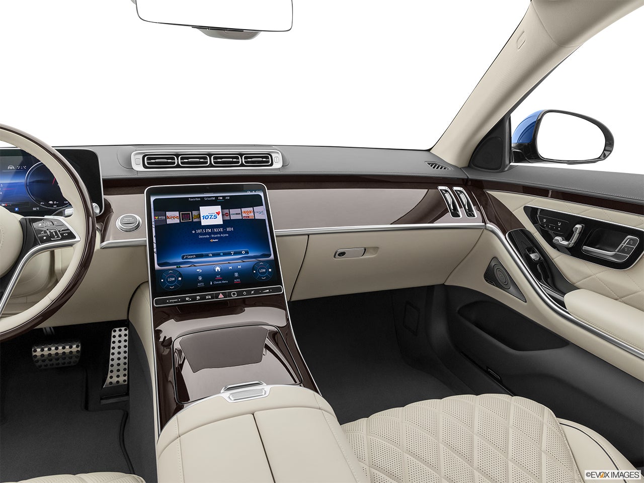 2025 Mercedes-Benz S-Class photo