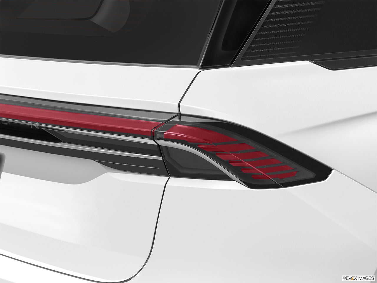 2025 Lincoln Nautilus photo