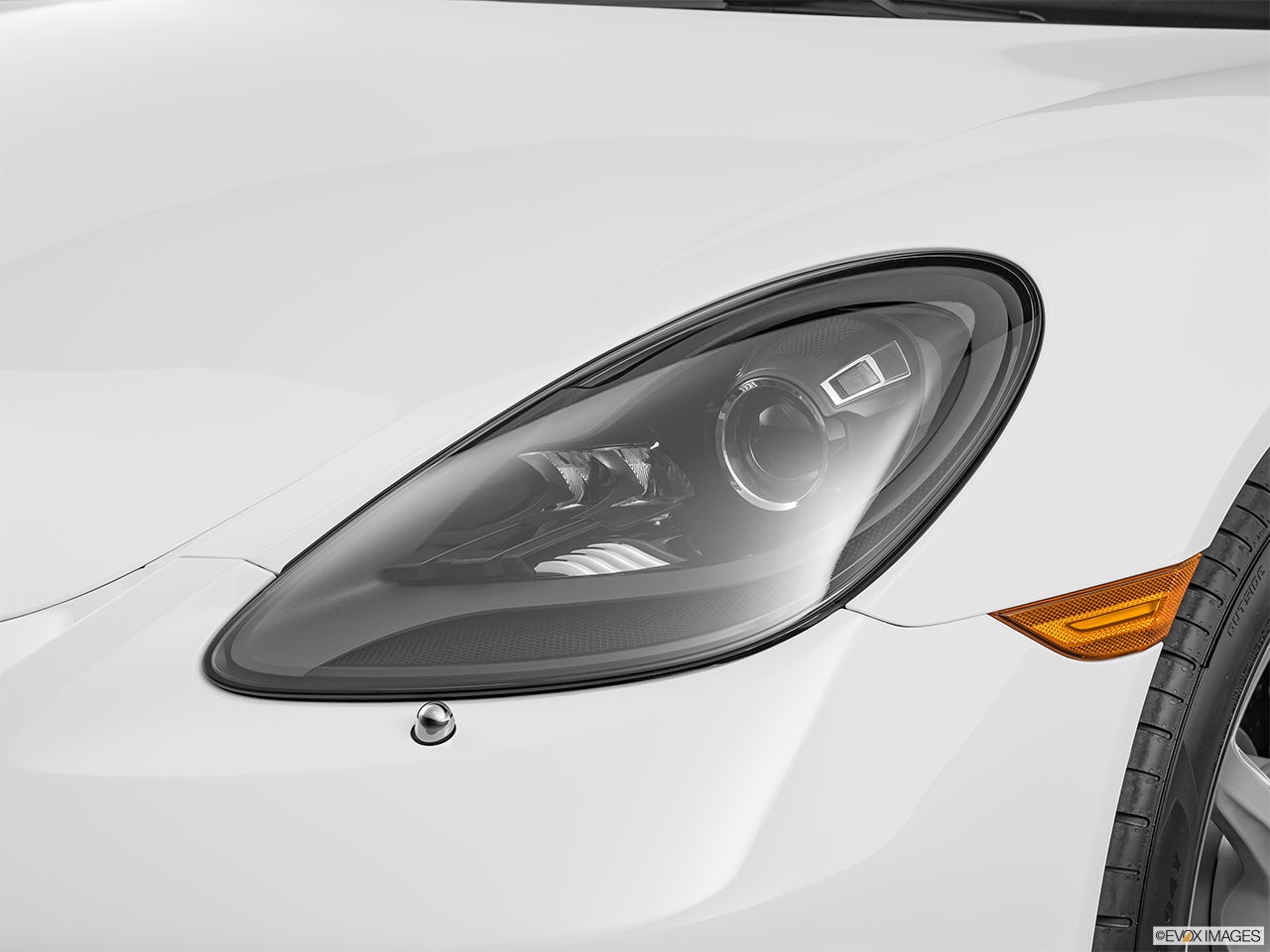 2025 Porsche 718 Boxster photo