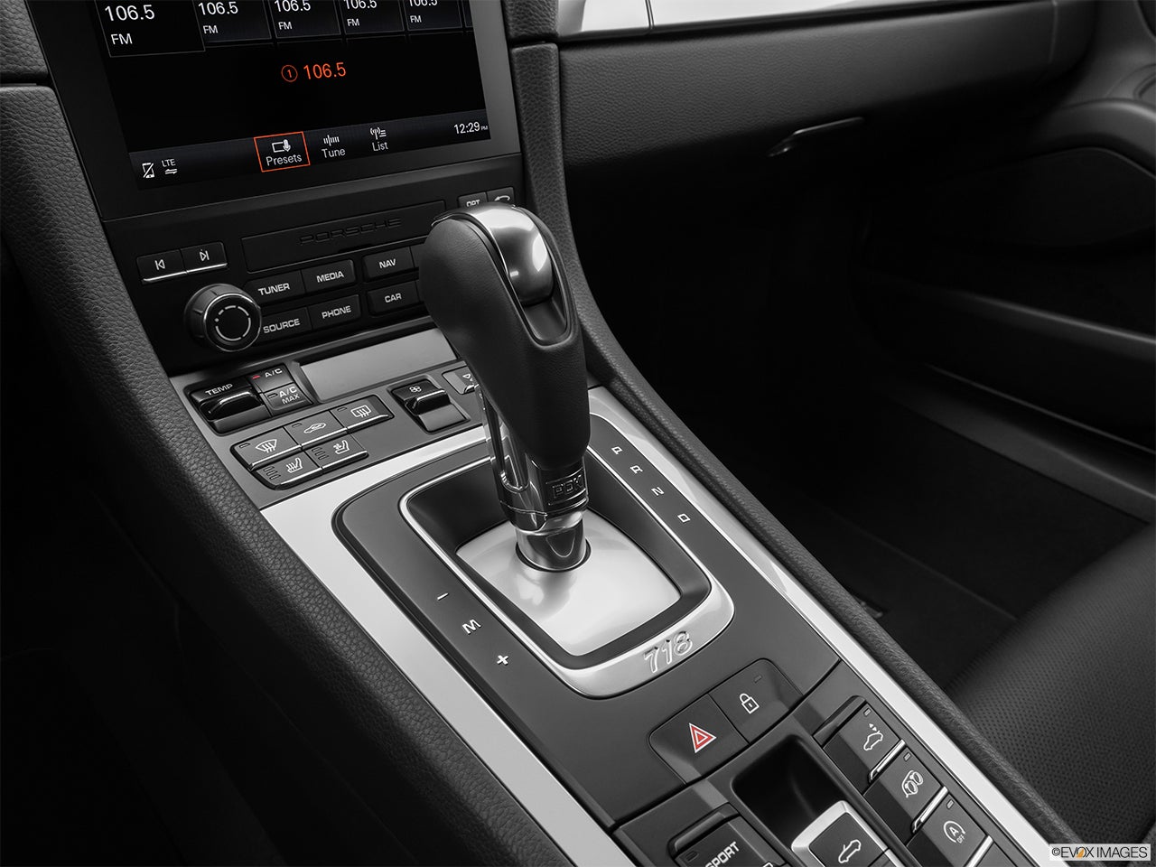 2025 Porsche 718 Boxster photo