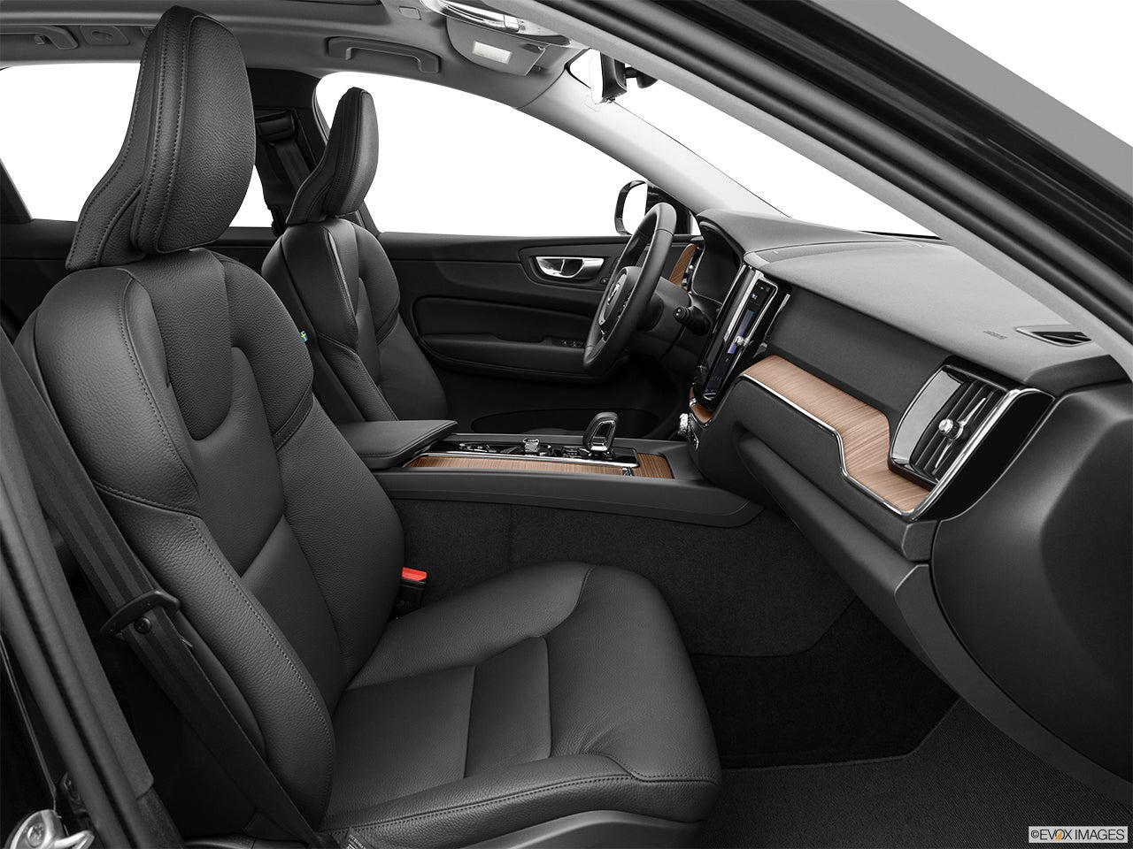 2024 Volvo XC60 photo