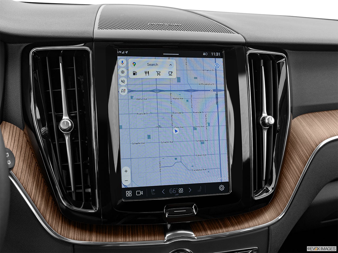 2024 Volvo XC60 photo