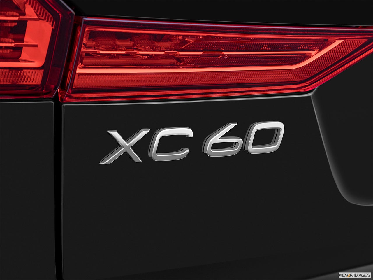 2024 Volvo XC60 photo