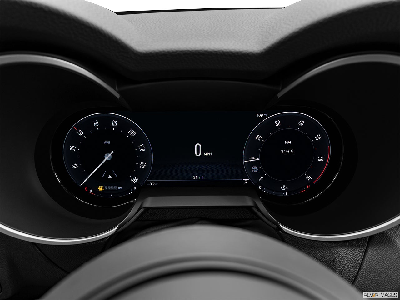 2024 Alfa Romeo Stelvio photo