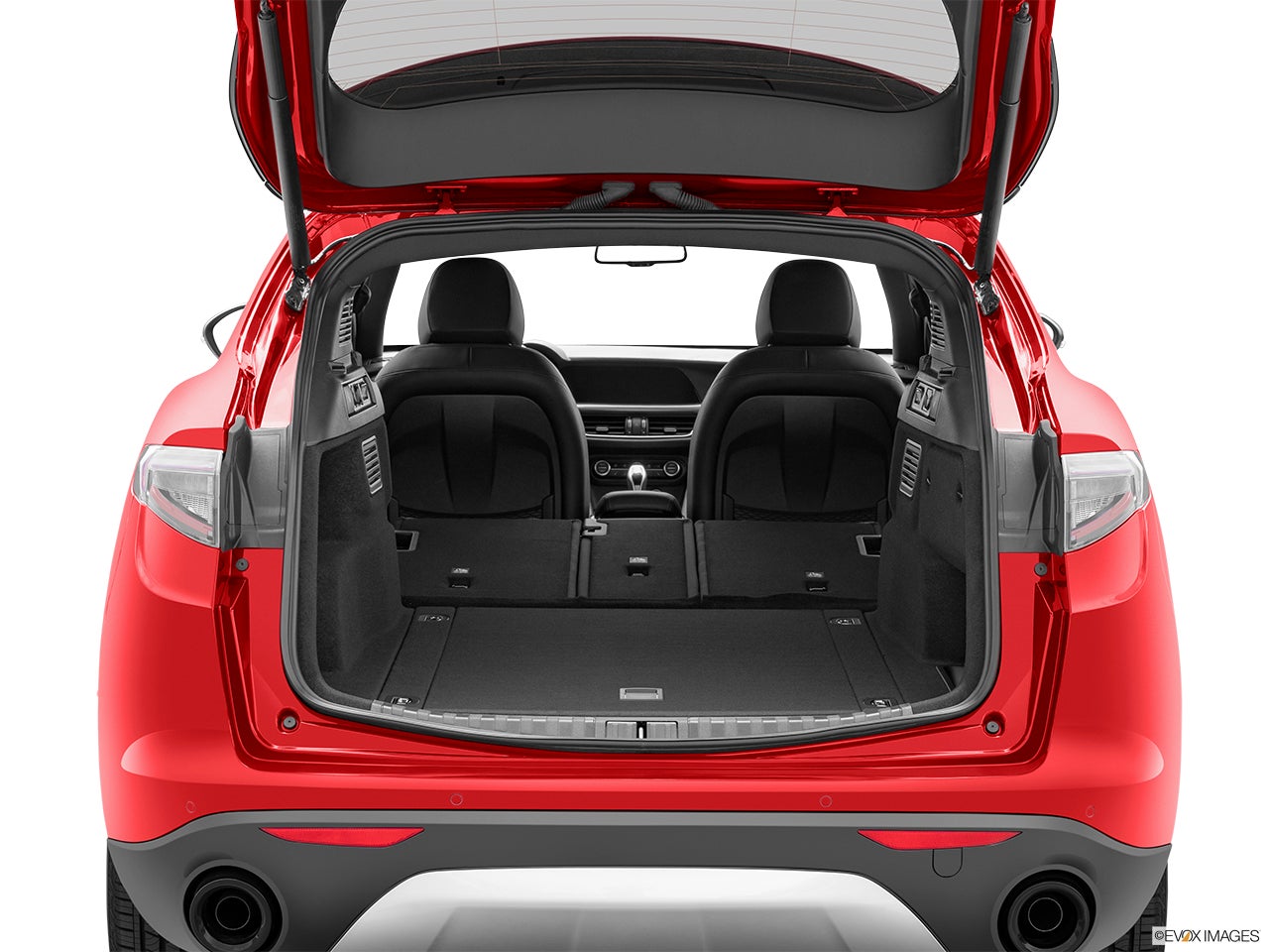 2024 Alfa Romeo Stelvio photo