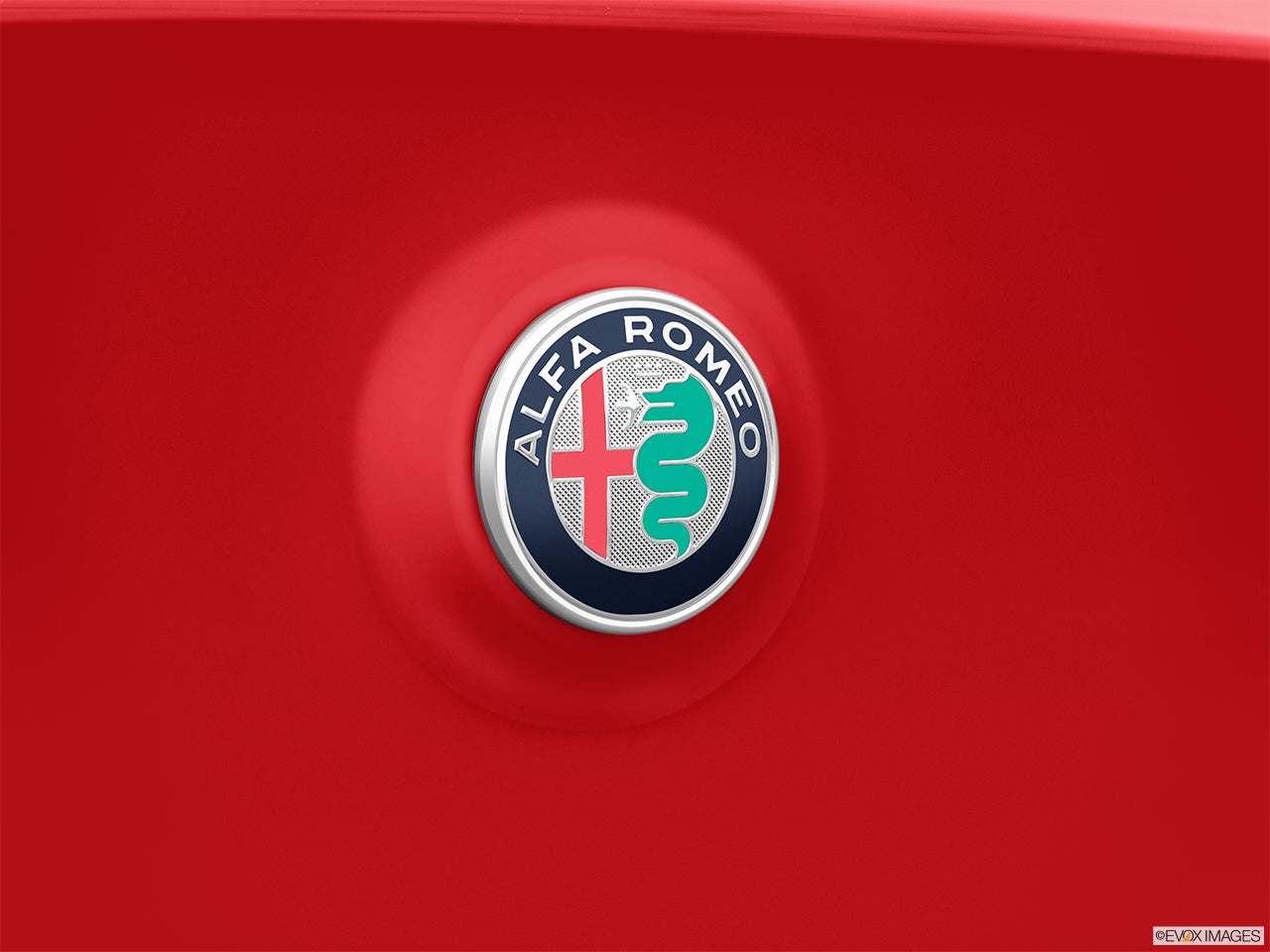 2024 Alfa Romeo Stelvio photo