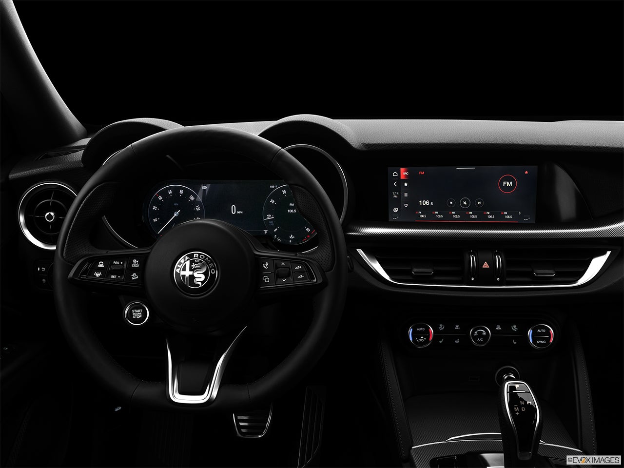 2024 Alfa Romeo Stelvio photo