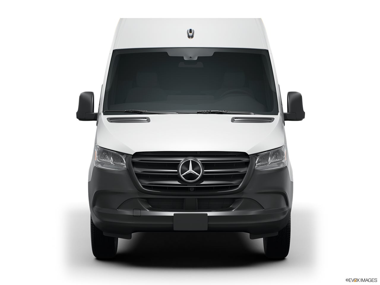 2025 Mercedes-Benz eSprinter photo