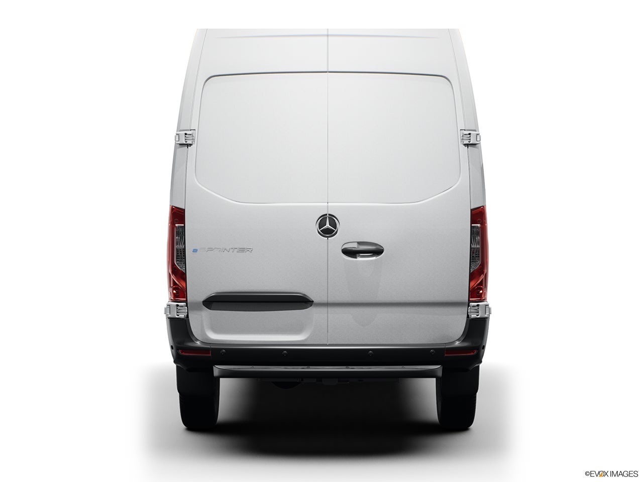 2025 Mercedes-Benz eSprinter photo