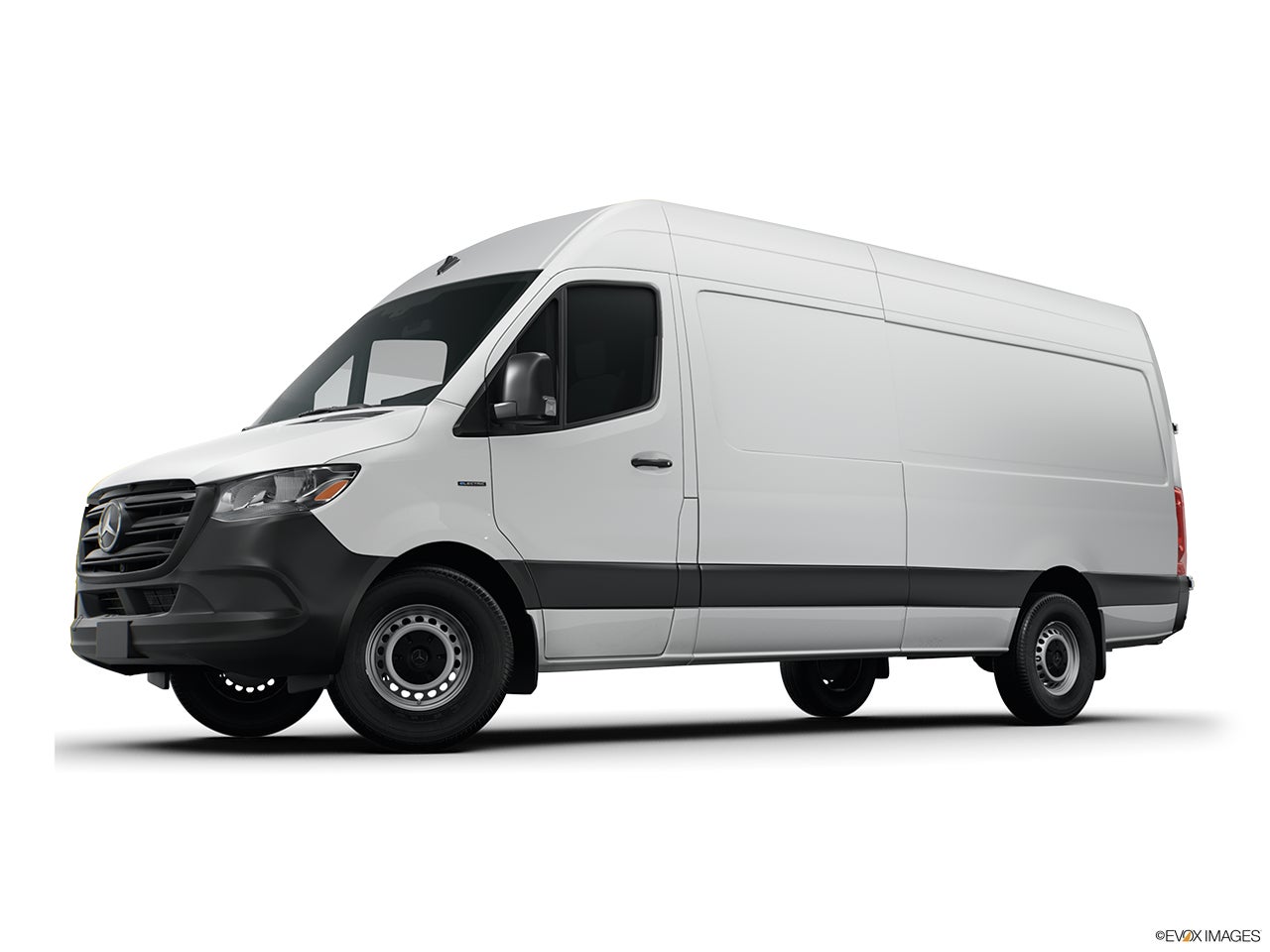 2025 Mercedes-Benz eSprinter photo