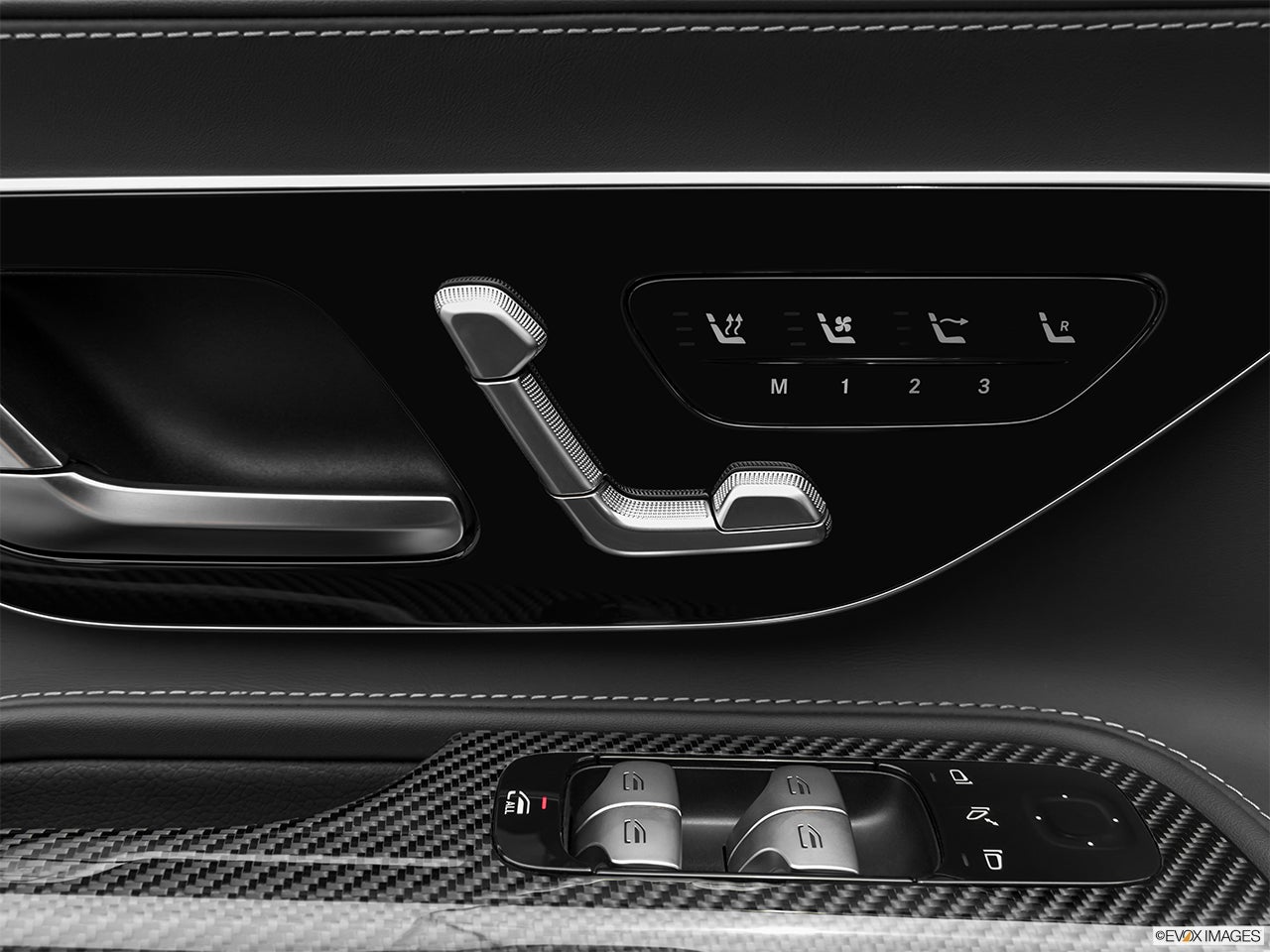2024 Mercedes-Benz SL-Class photo