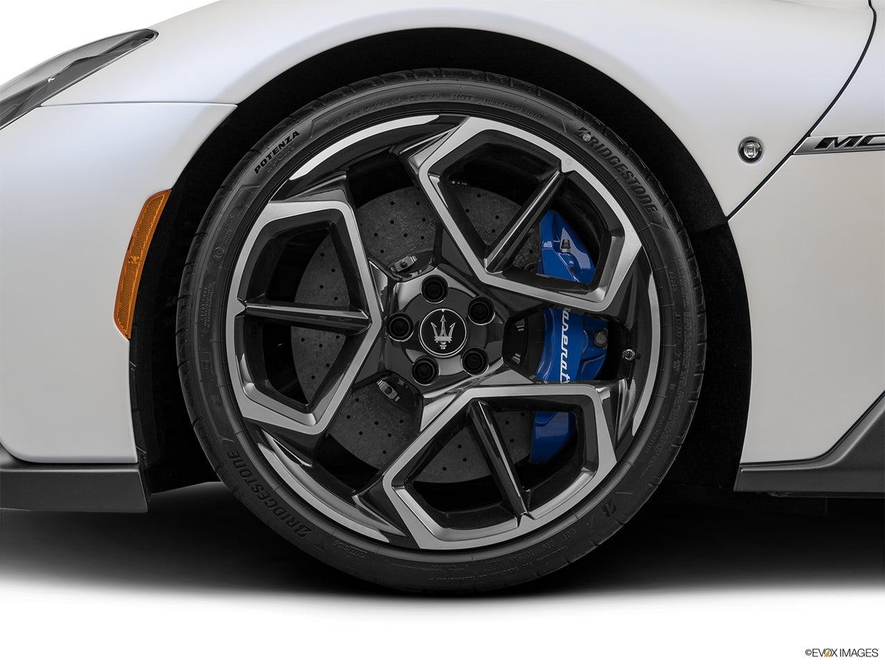 2025 Maserati MC20 photo