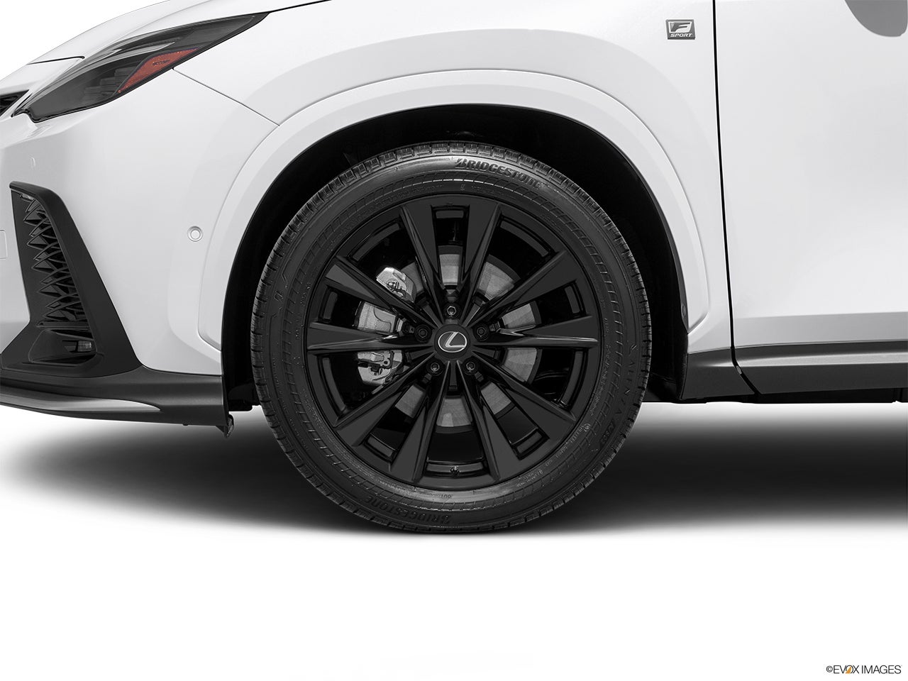 2025 Lexus NX 450h+ photo