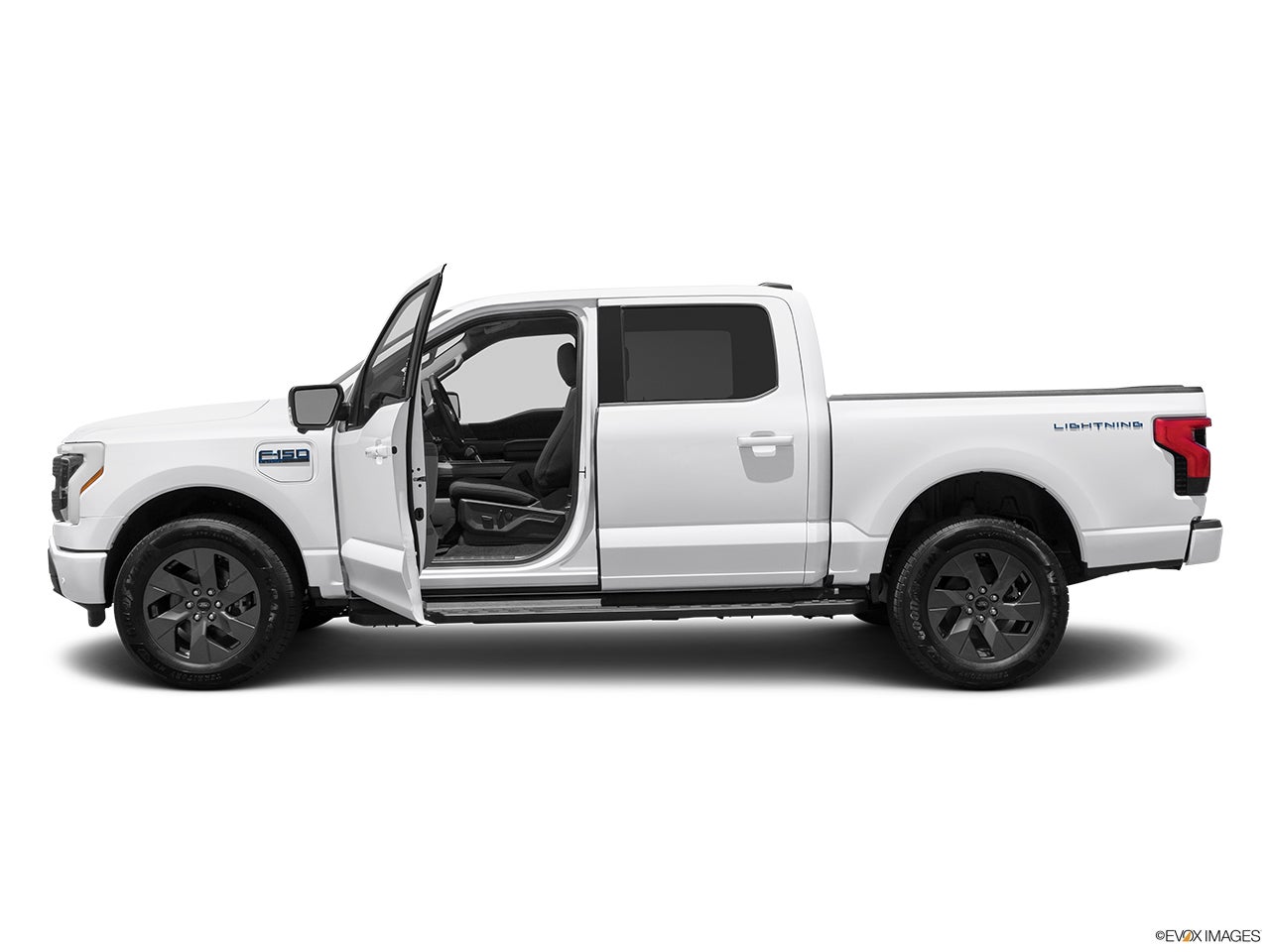 2024 Ford F-150 Lightning photo