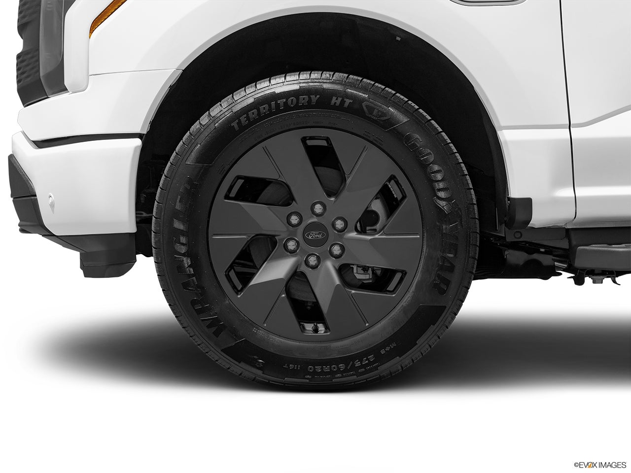 2024 Ford F-150 Lightning photo