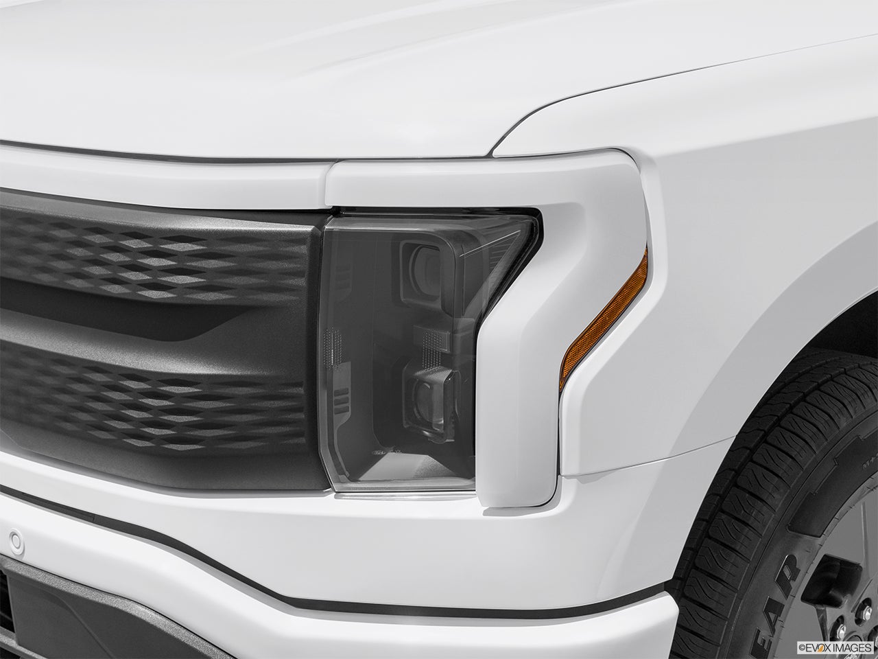 2024 Ford F-150 Lightning photo