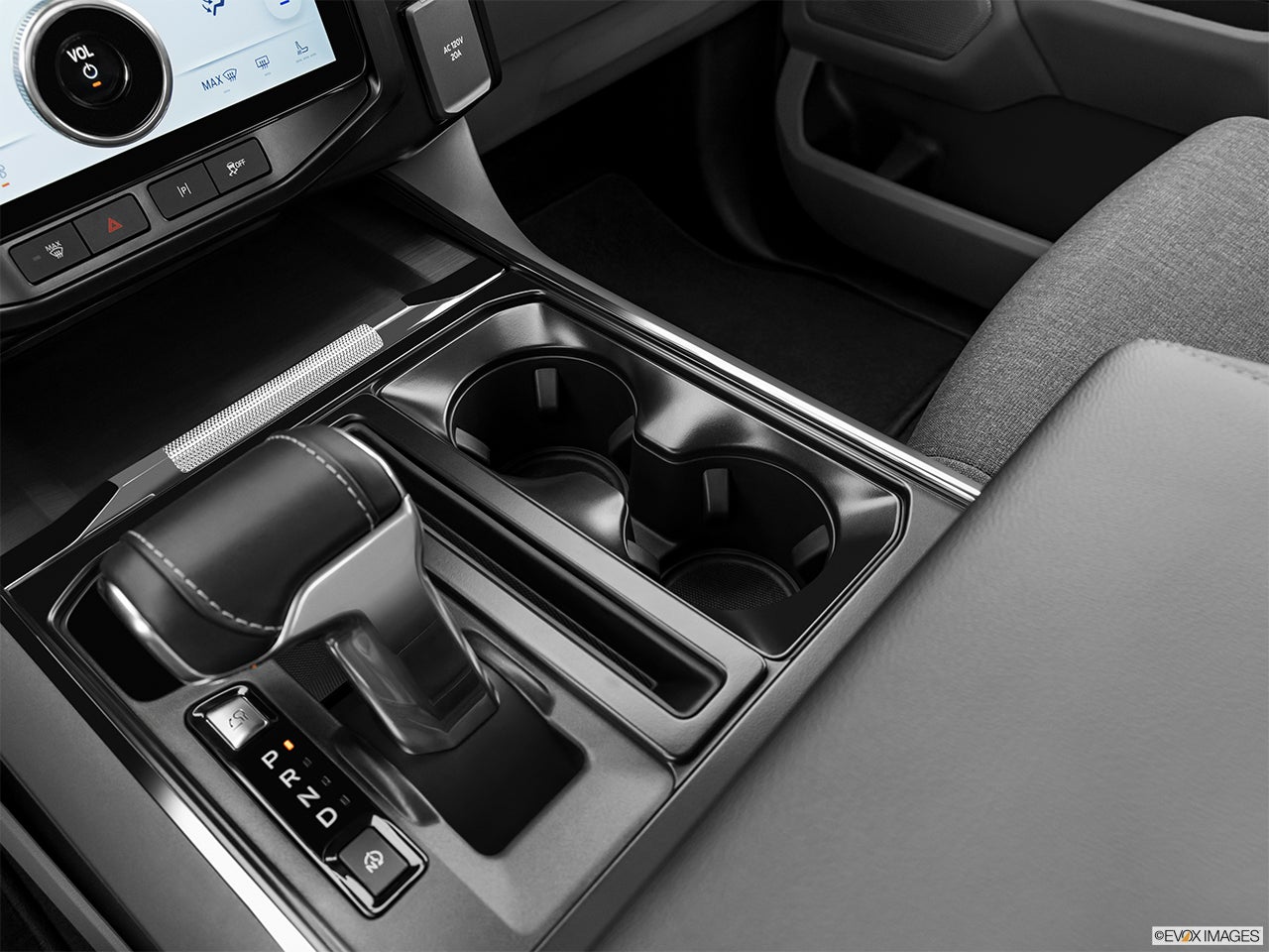 2024 Ford F-150 Lightning photo