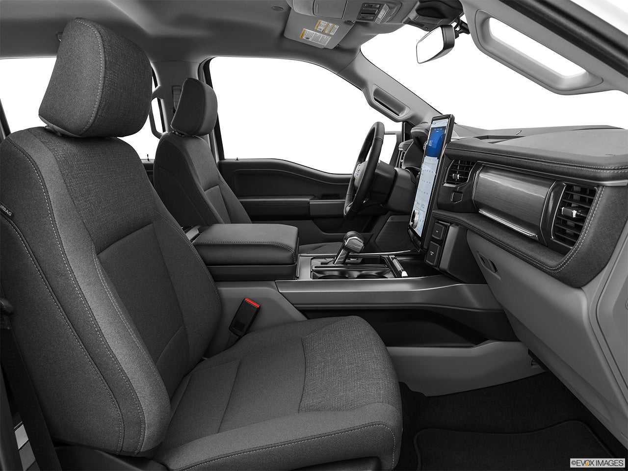 2024 Ford F-150 Lightning photo