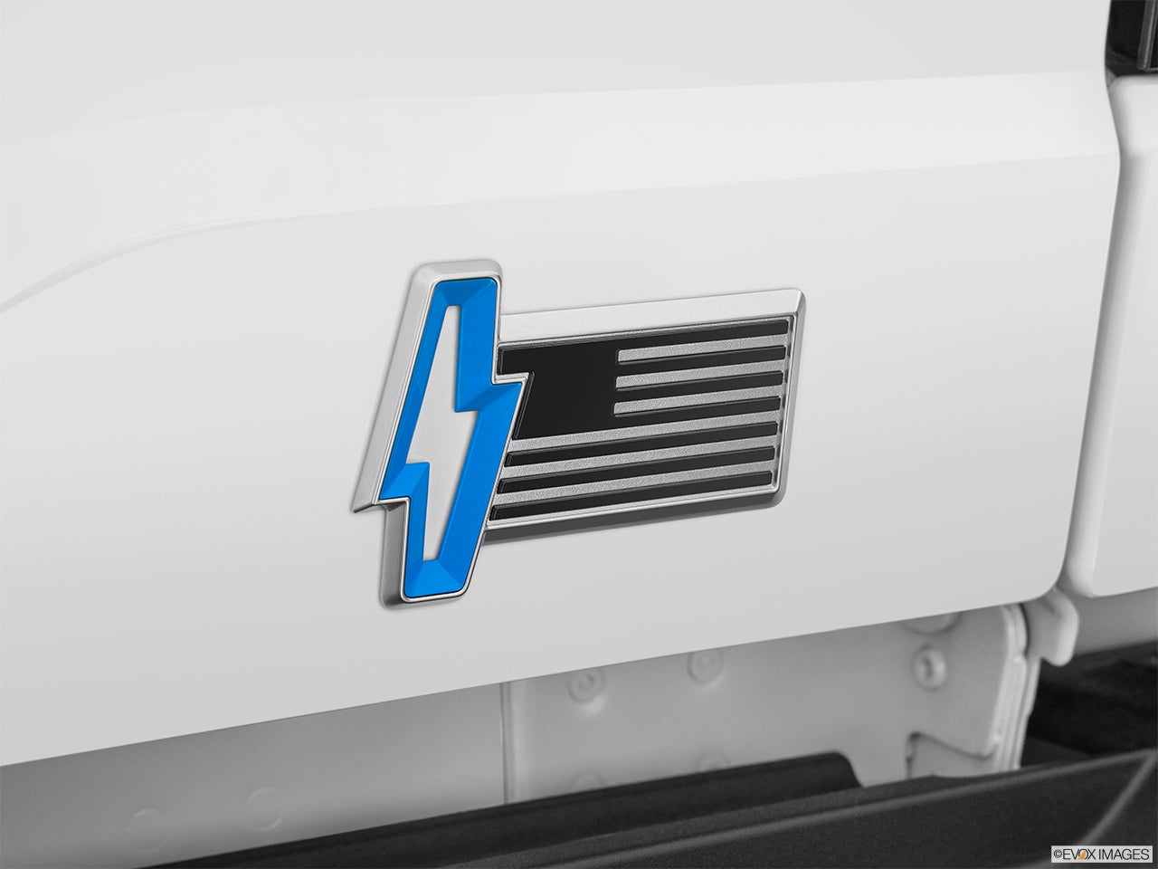 2024 Ford F-150 Lightning photo