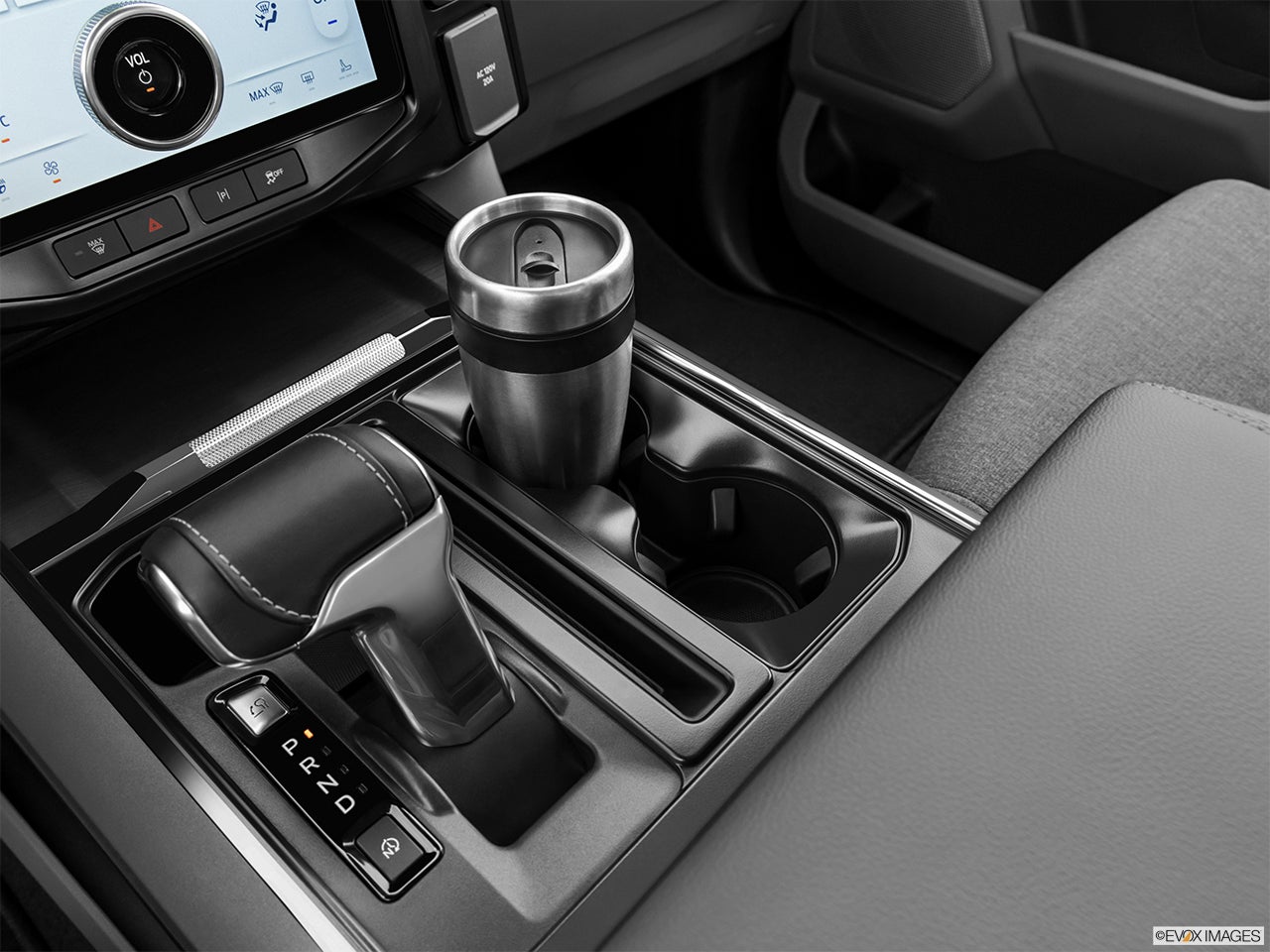 2024 Ford F-150 Lightning photo