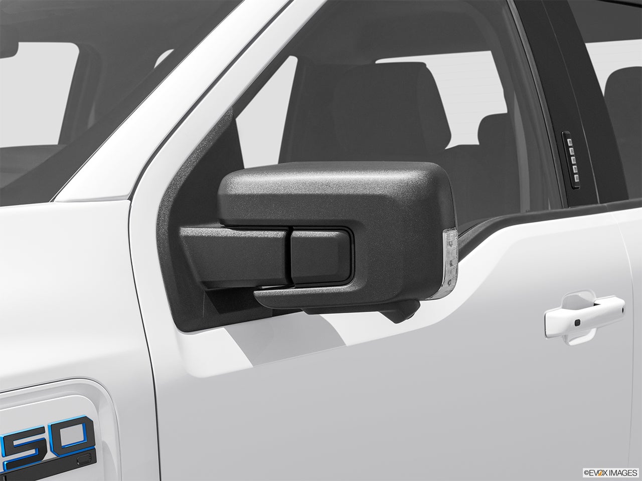 2024 Ford F-150 Lightning photo