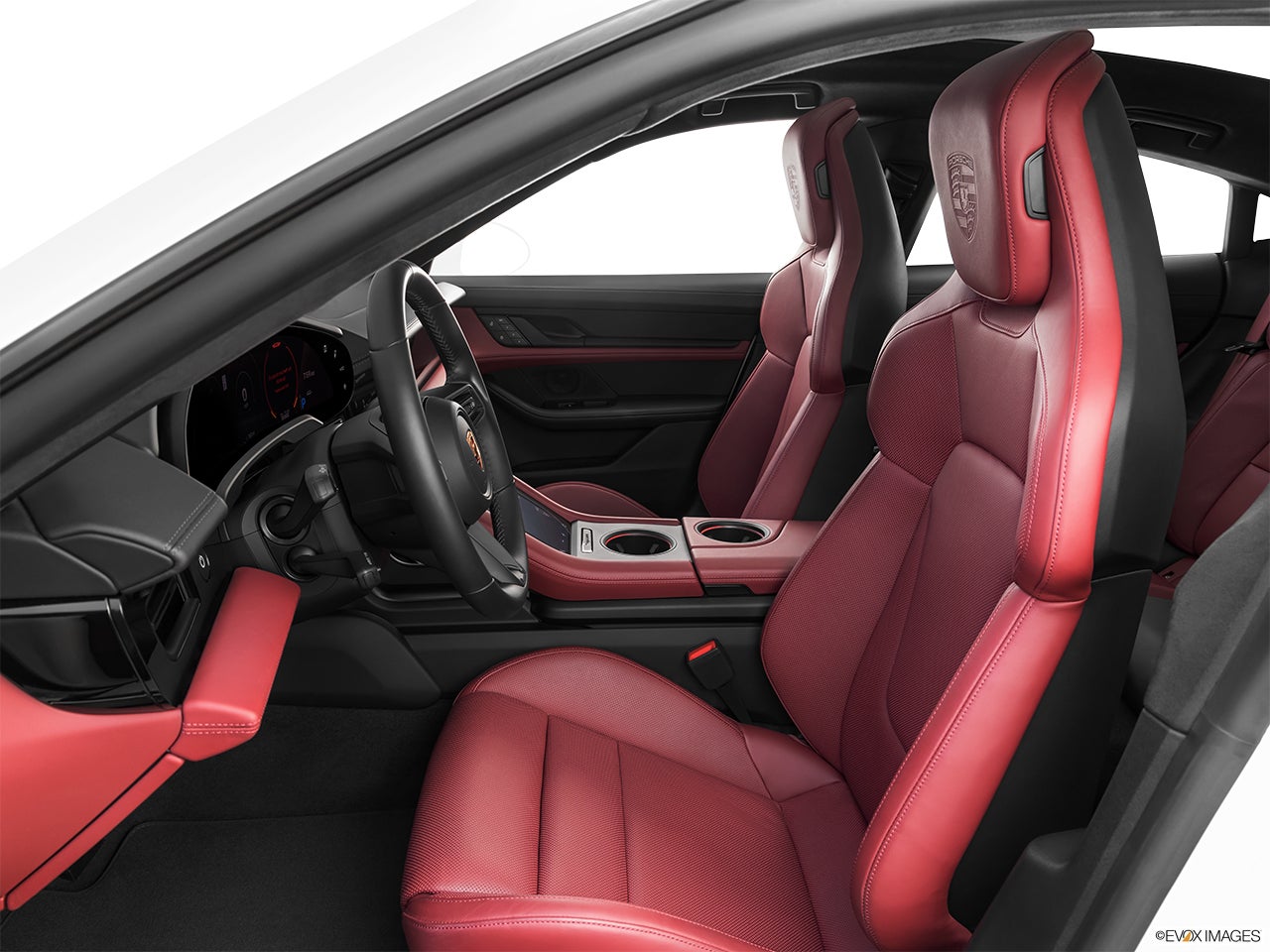 2025 Porsche Taycan photo
