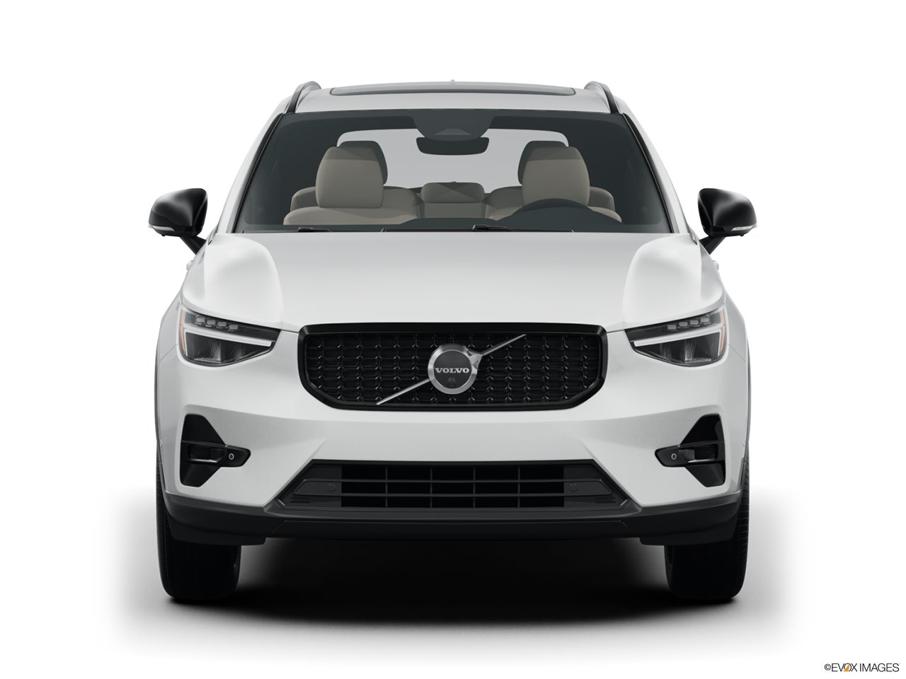 2025 Volvo XC40 photo