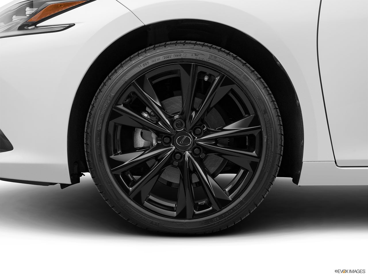 2025 Lexus ES 350 photo