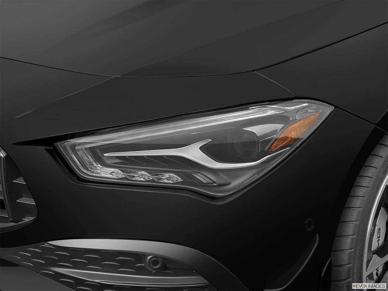 2025 Mercedes-Benz CLA photo