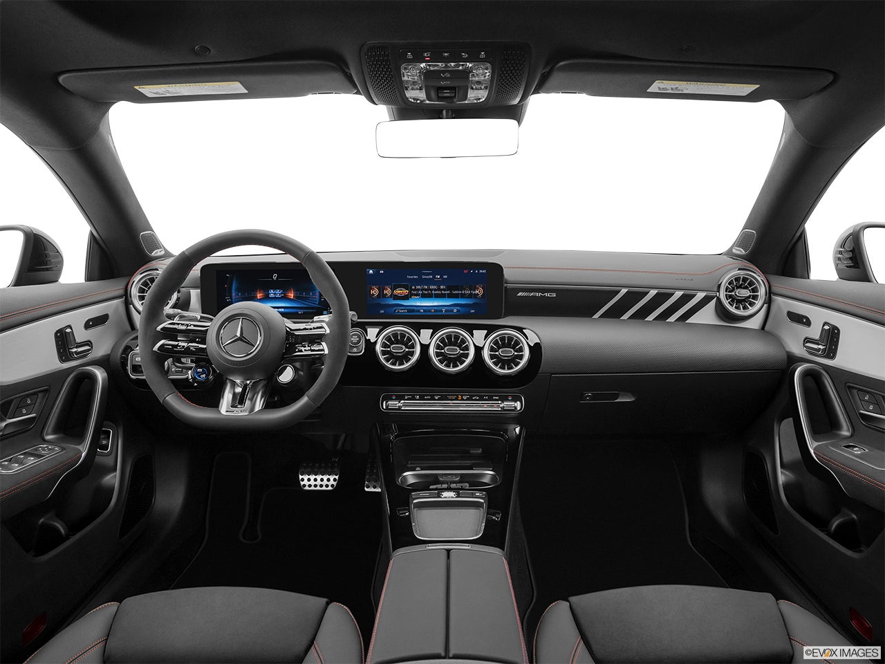 2025 Mercedes-Benz CLA photo