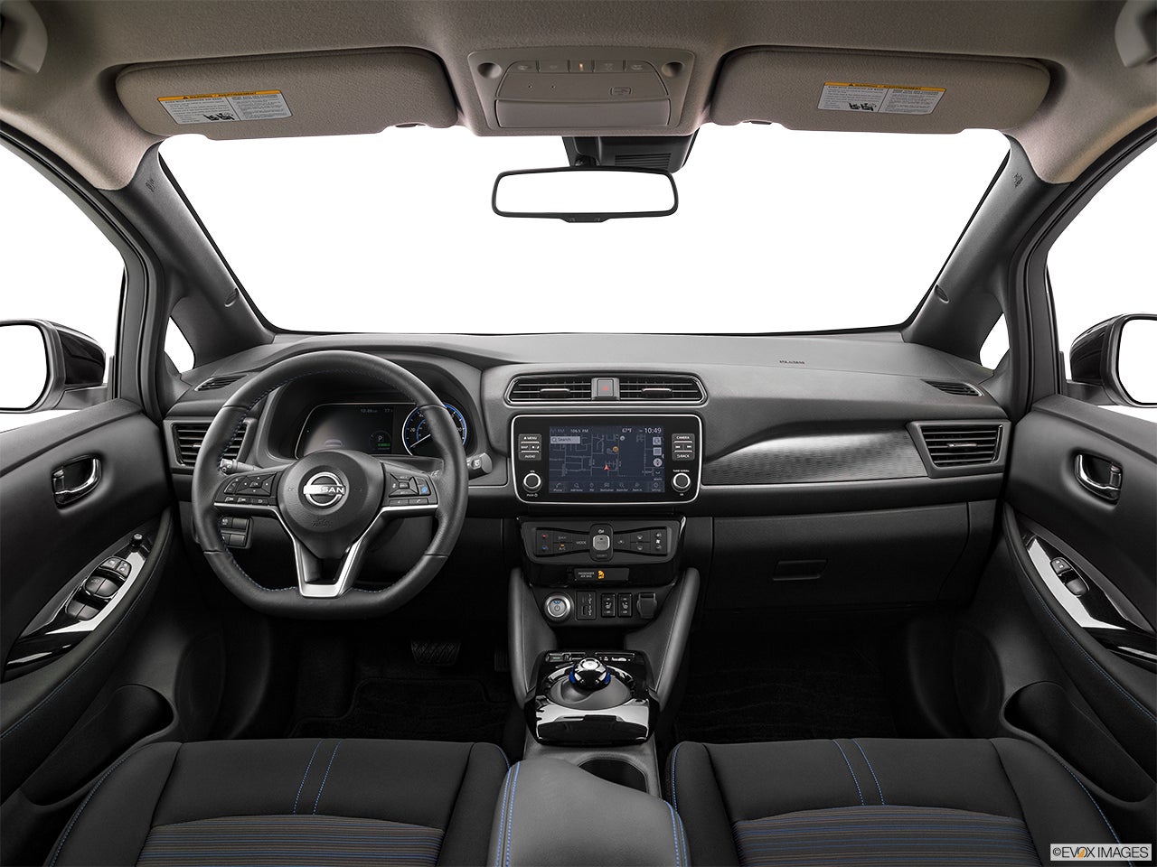 2025 Nissan LEAF photo