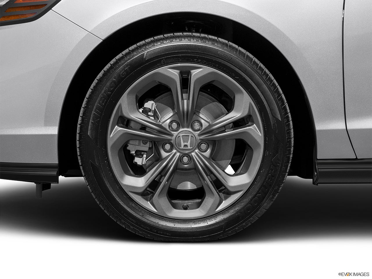 2024 Honda Accord Hybrid photo