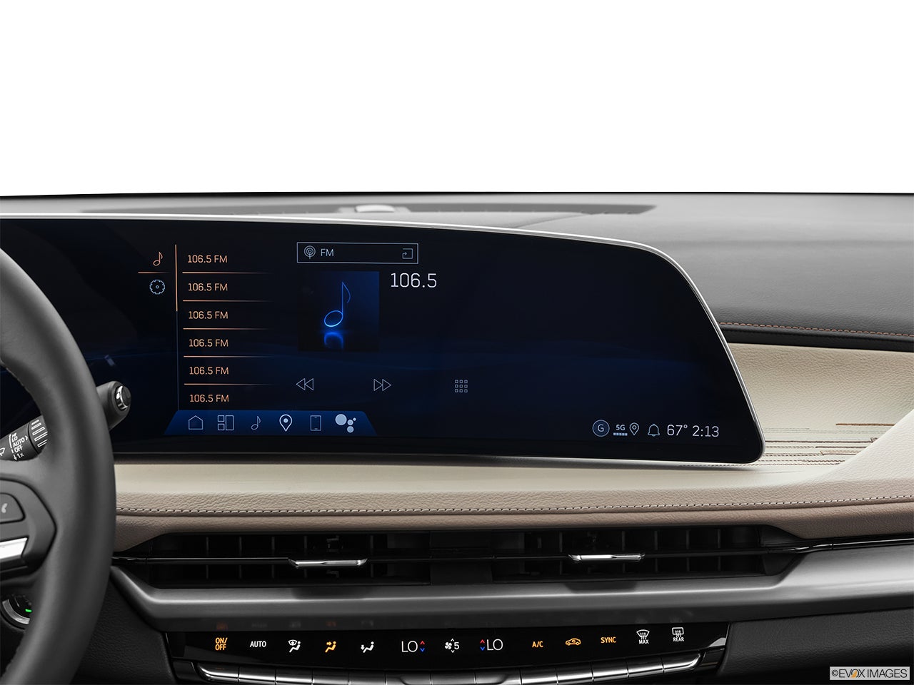 2025 Cadillac XT4 photo