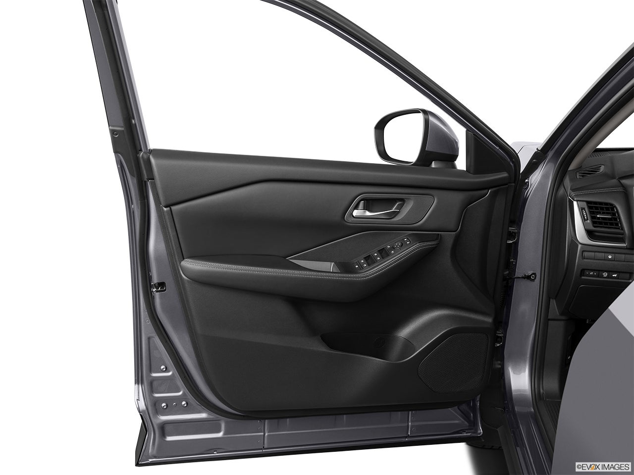2024 Nissan Rogue photo