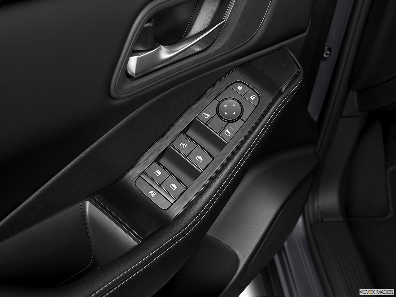 2024 Nissan Rogue photo