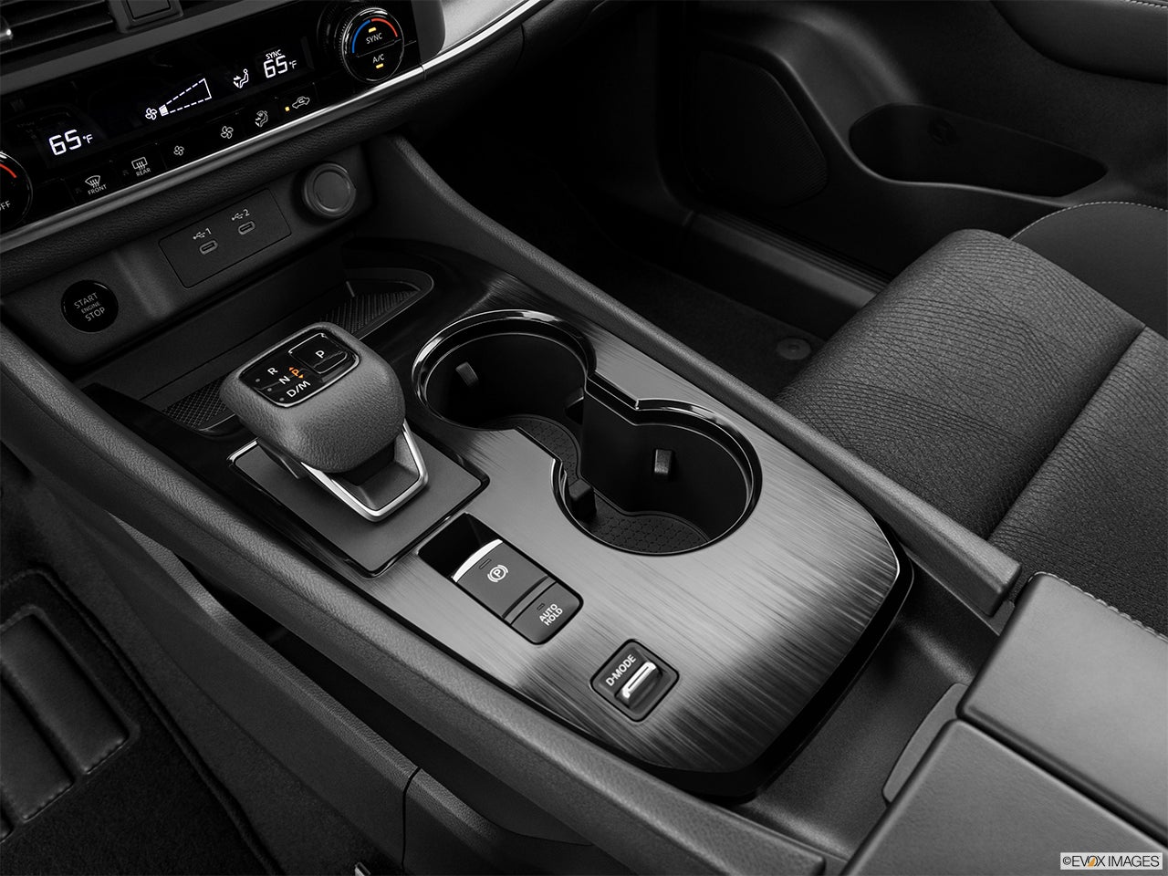 2024 Nissan Rogue photo