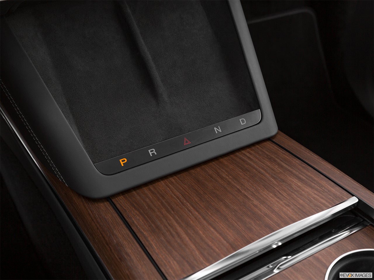 2024 Tesla Model X photo