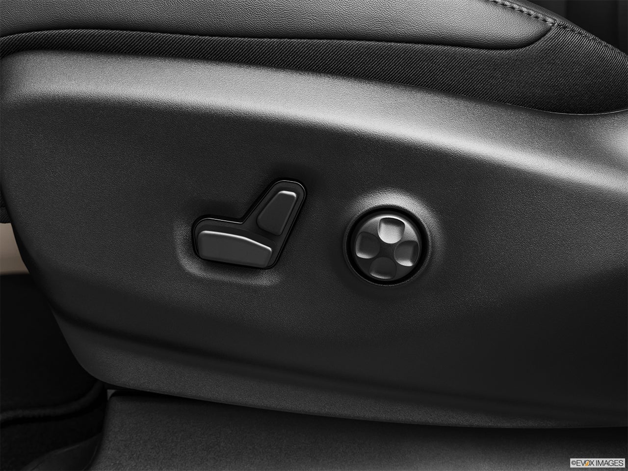 2025 Chrysler Pacifica photo