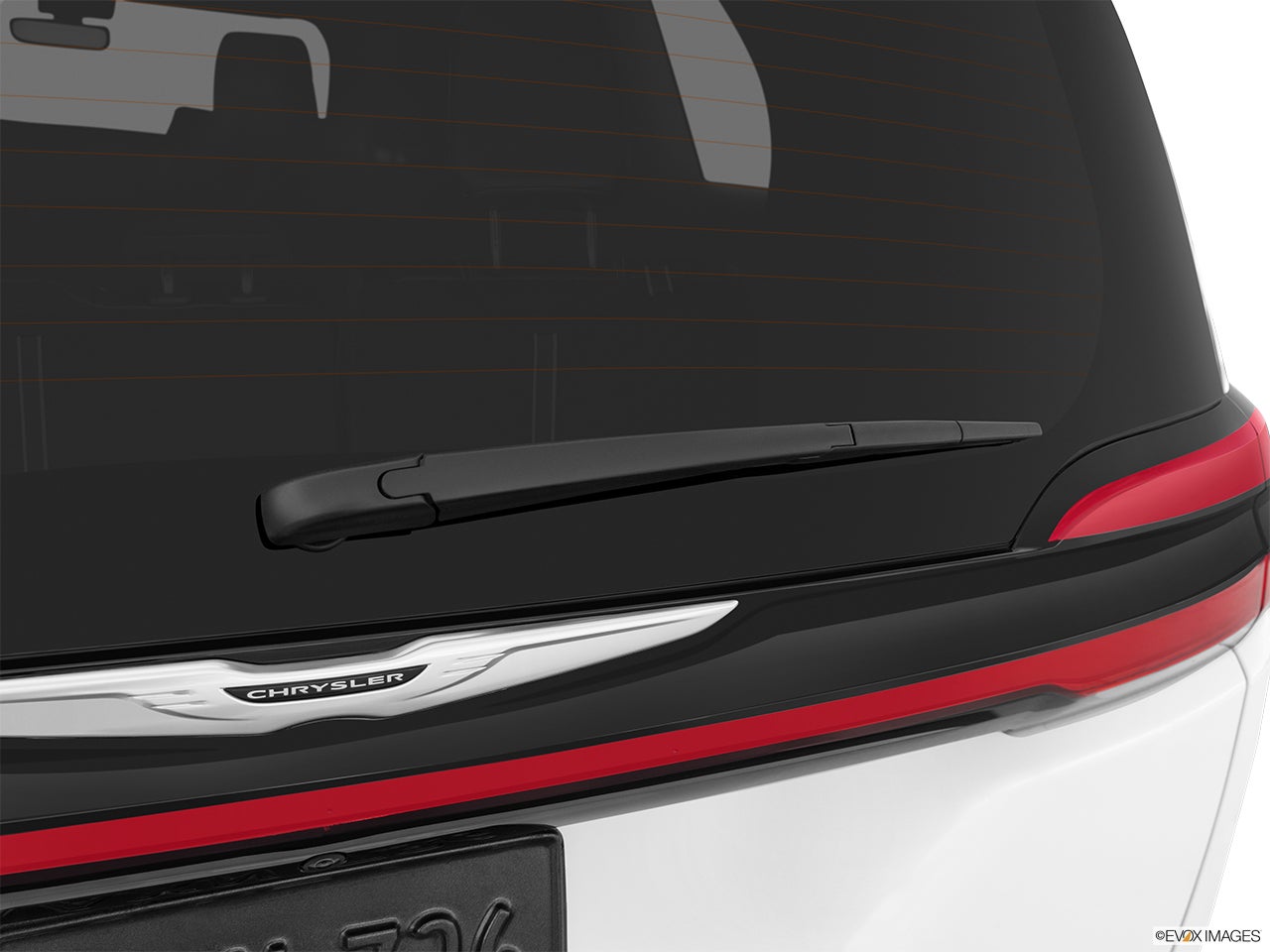 2025 Chrysler Pacifica photo