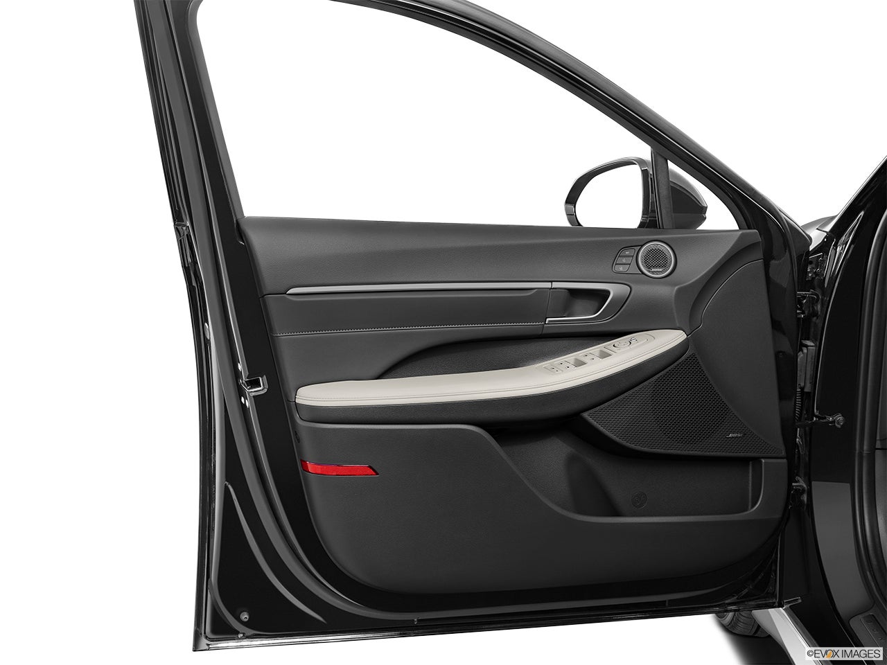 2024 Hyundai SONATA Hybrid photo