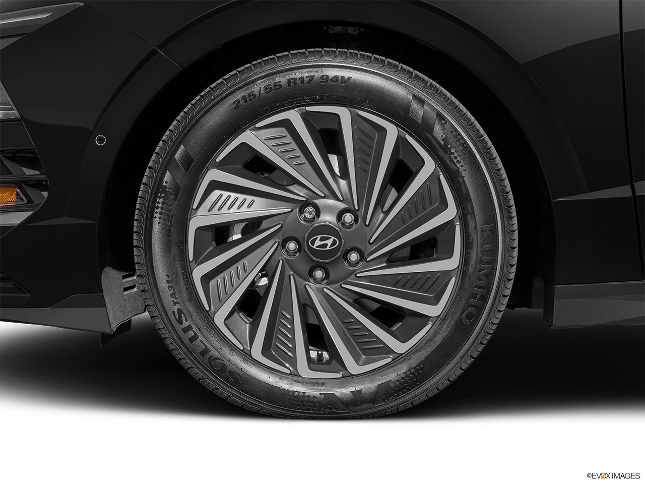 2024 Hyundai SONATA Hybrid photo