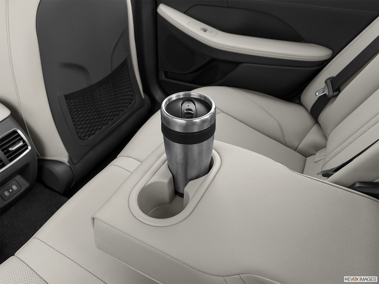 2024 Hyundai SONATA Hybrid photo