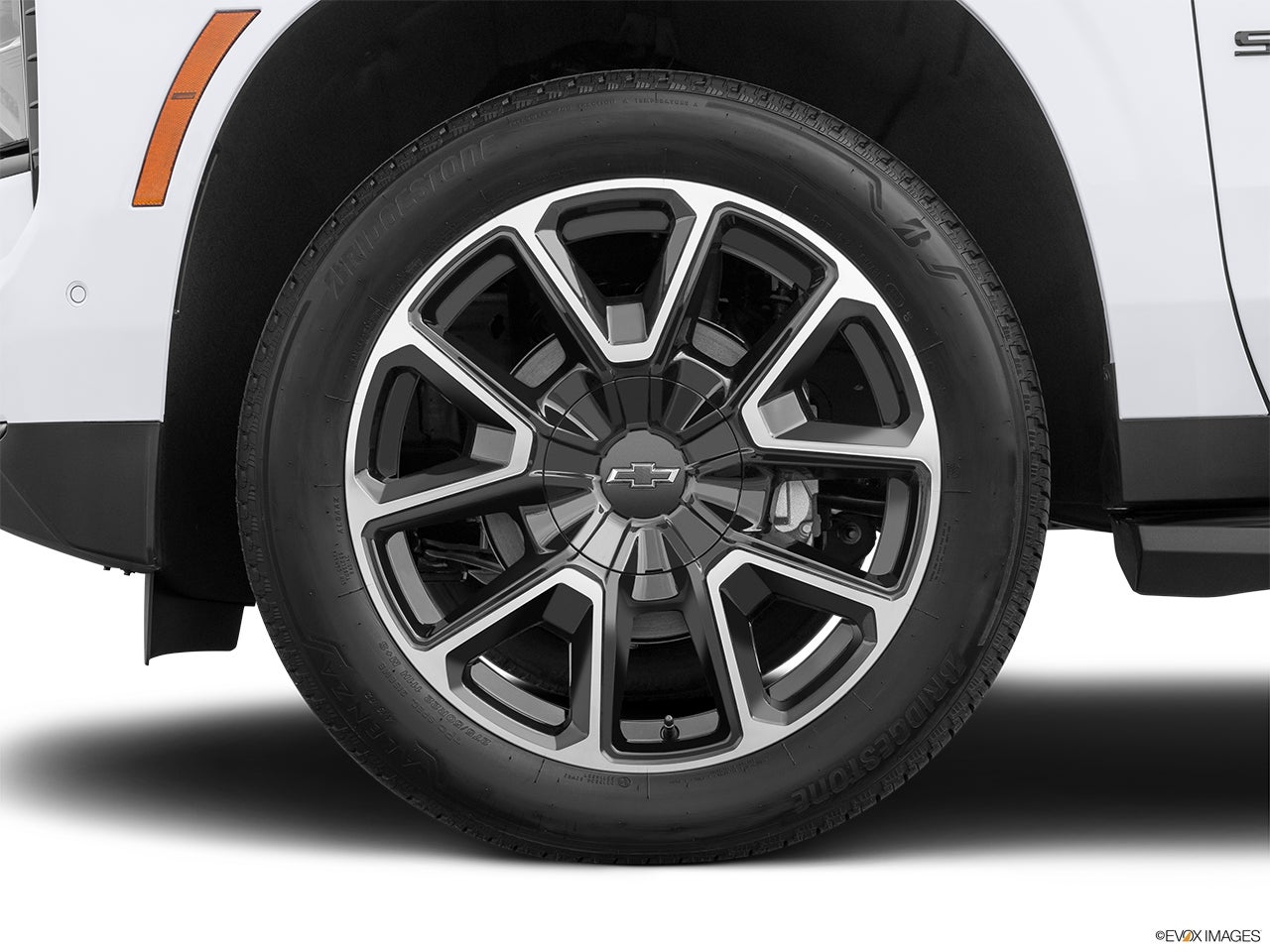 2026 Chevrolet Suburban photo