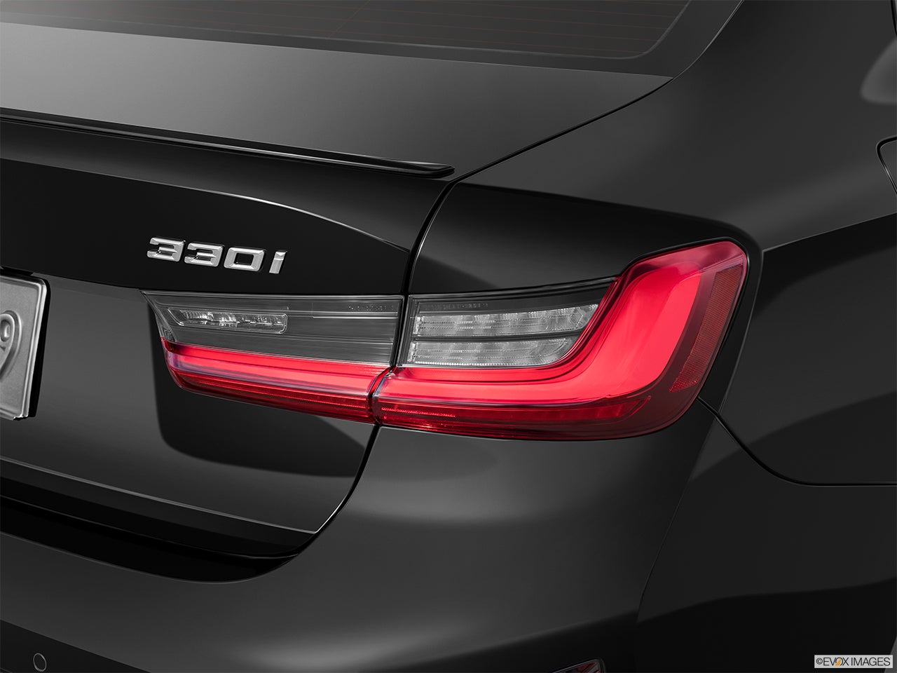 2025 BMW 3 Series photo