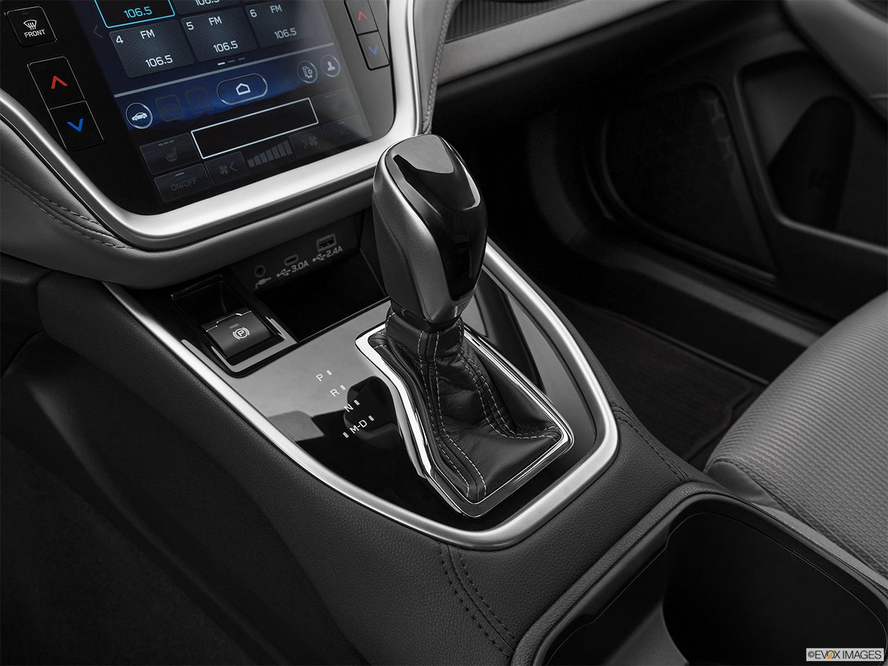 2025 Subaru Legacy photo