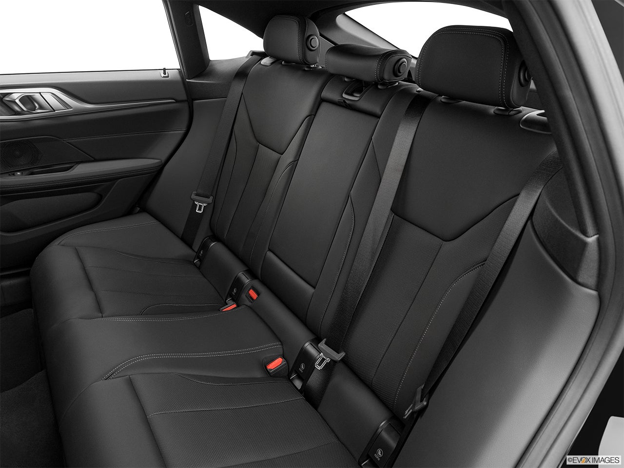 2025 BMW i4 photo