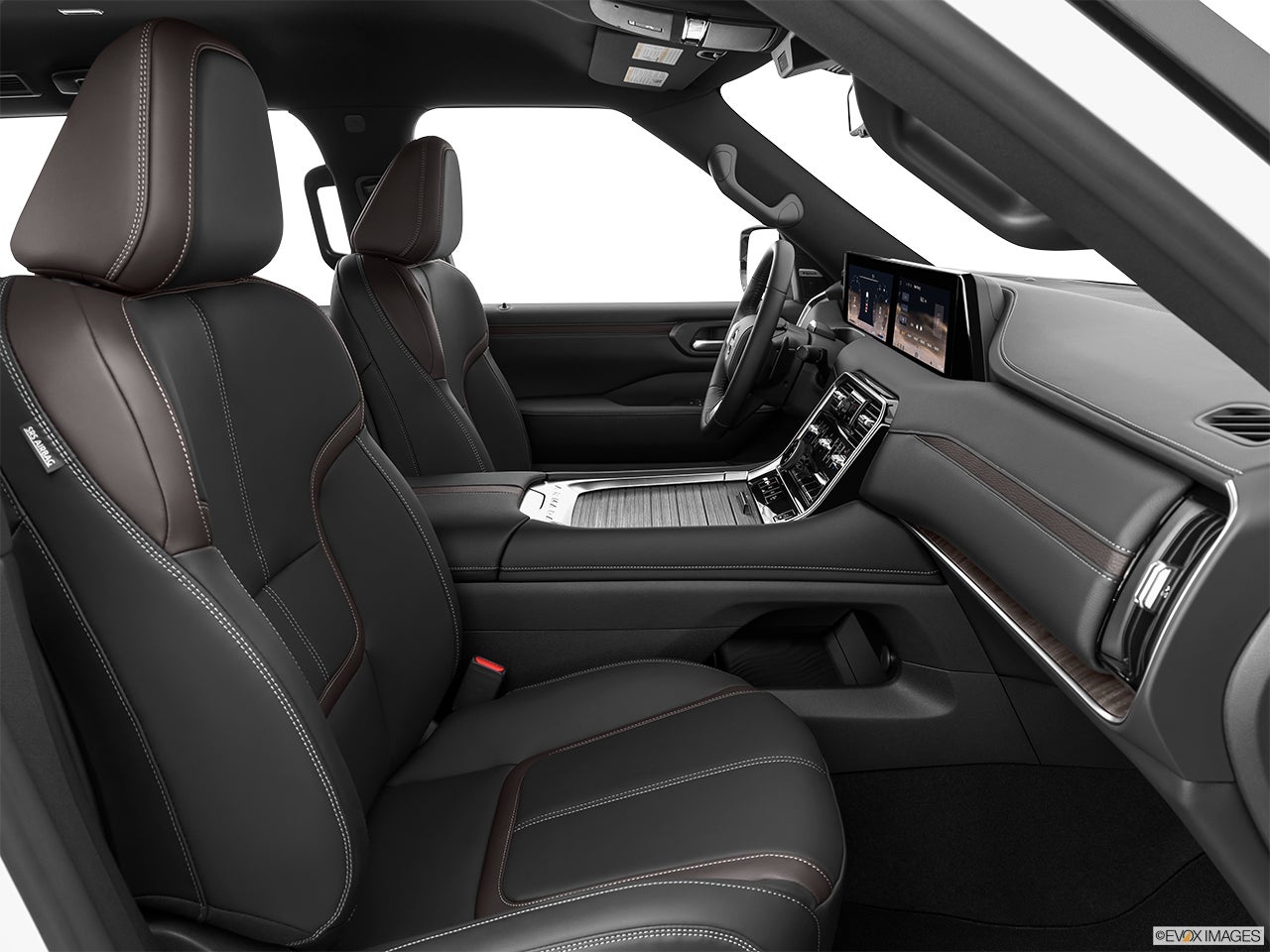 2025 Nissan Armada photo