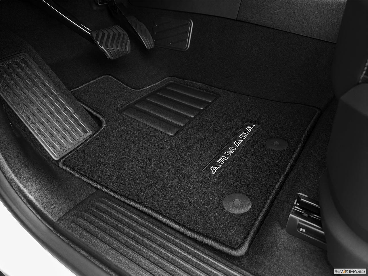 2025 Nissan Armada photo