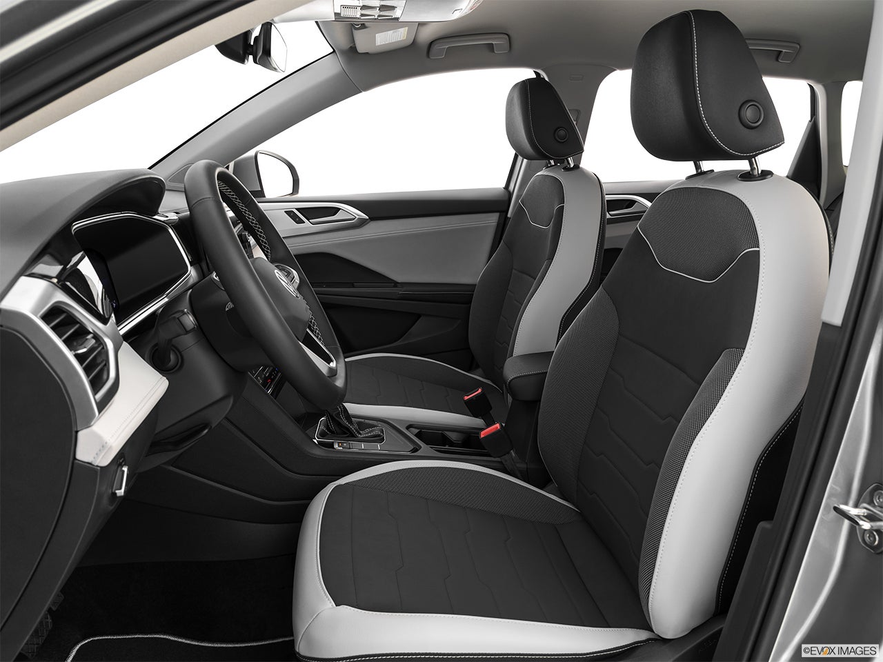 2026 Volkswagen Taos photo